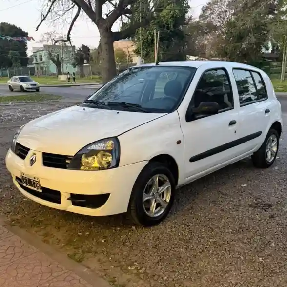 Renault Clio 1.2 Authentique Pack Ii 75Cv 2012 - foto 1