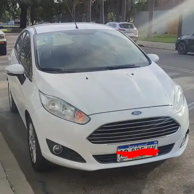 Ford Fiesta Kinetic 1.6 Se Powershift 120Cv 2017 - foto 1