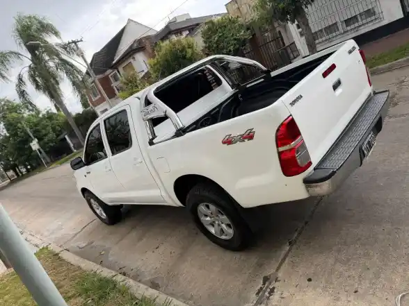 Toyota Hilux Pick-Up 2.5 Cd Dx Pack 120Cv 4X4 2014 - foto 3