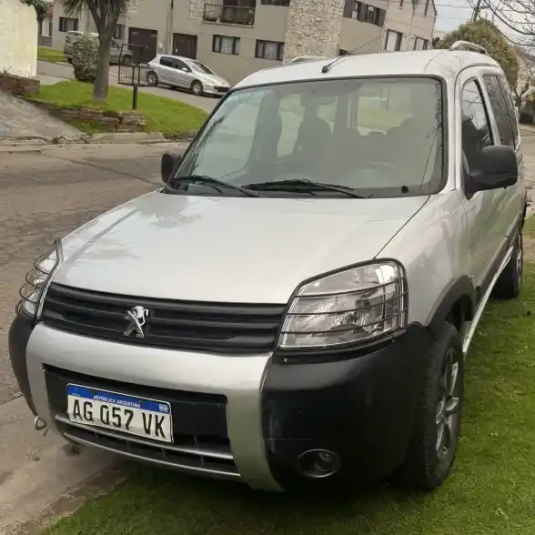 Peugeot Partner 2023 - foto 1