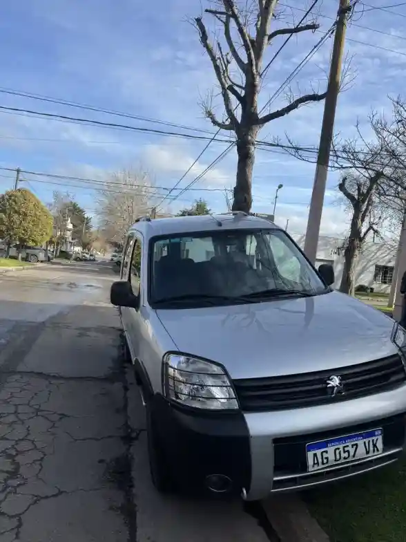 Peugeot Partner 1.6 Vti Confort 2023 - foto 2