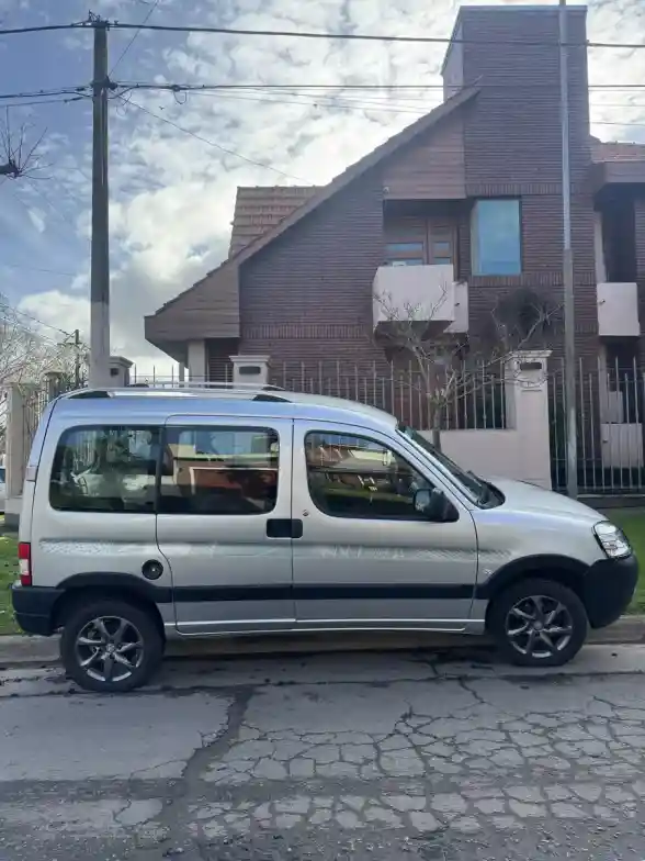 Peugeot Partner 1.6 Vti Confort 2023 - foto 3