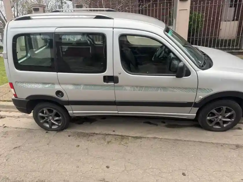 Peugeot Partner 1.6 Vti Confort 2023 - foto 5