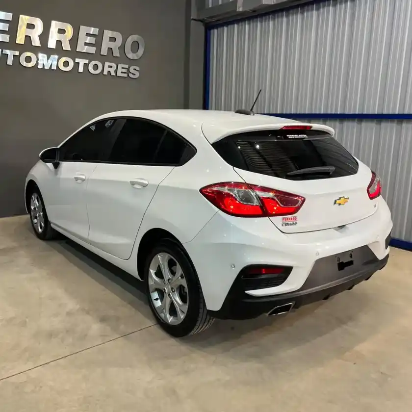 Chevrolet Cruze Lt At 5P 2023 - foto 3