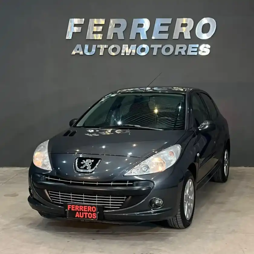 Peugeot 207 1.4 Xs 2010 - foto 1