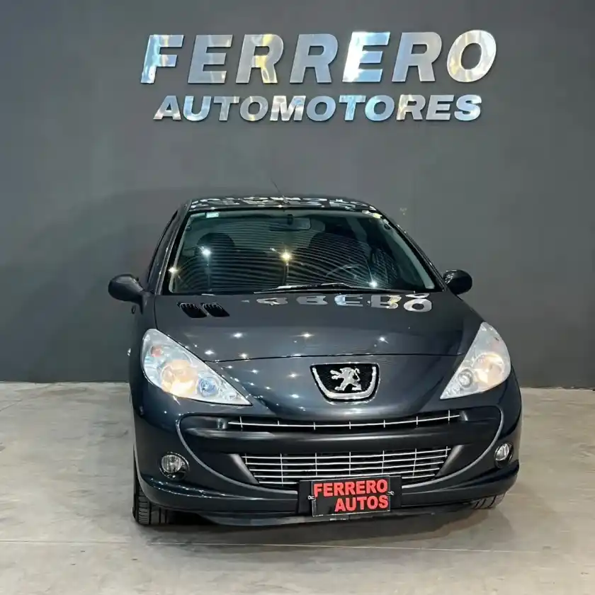 Peugeot 207 1.4 Xs 2010 - foto 2