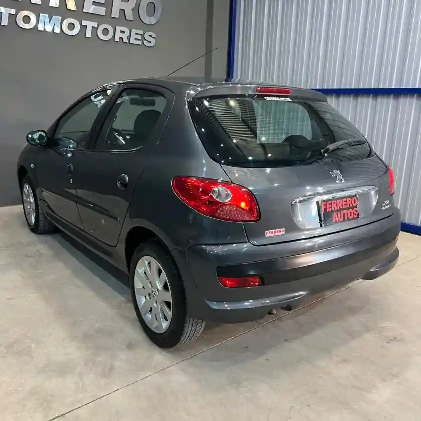 Peugeot 207 1.4 Xs 2010 - foto 3