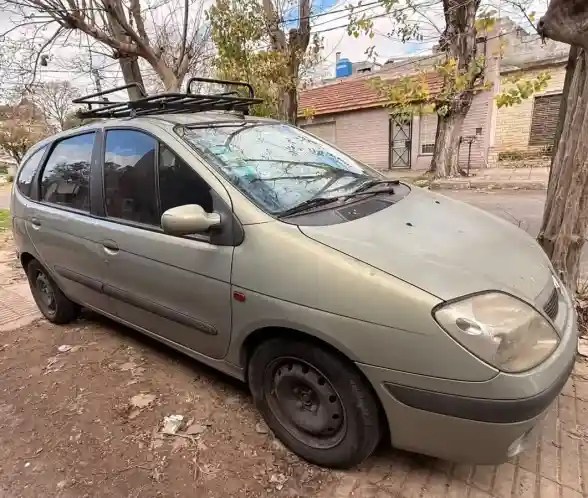 Renault Scénic 2.0 Rxe Abs 2002 - foto 1