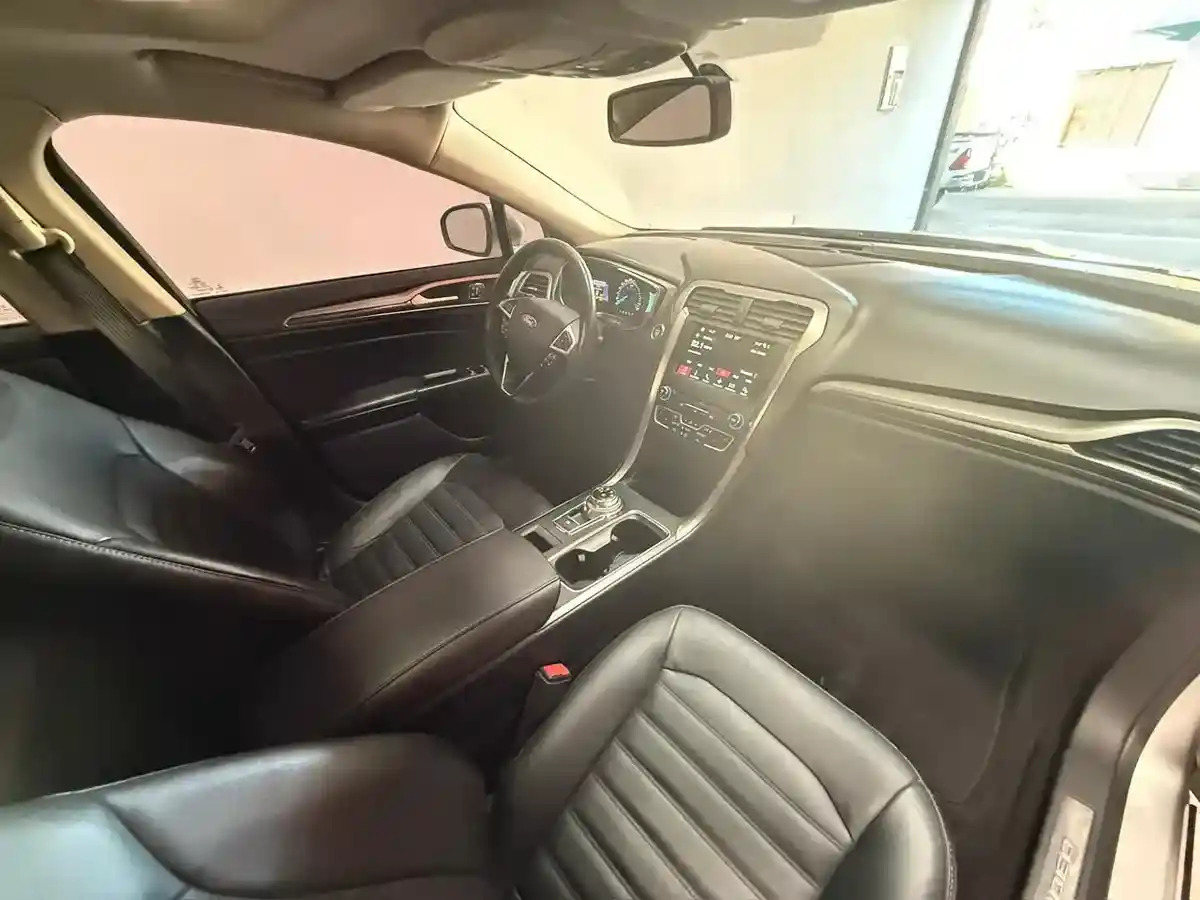Ford Mondeo Sel Ecoboost 2.0 At 2017 - foto 5
