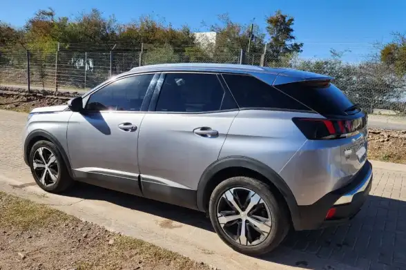 Peugeot 3008 1.6 Thp Allure 163Cv 2020 - foto 4