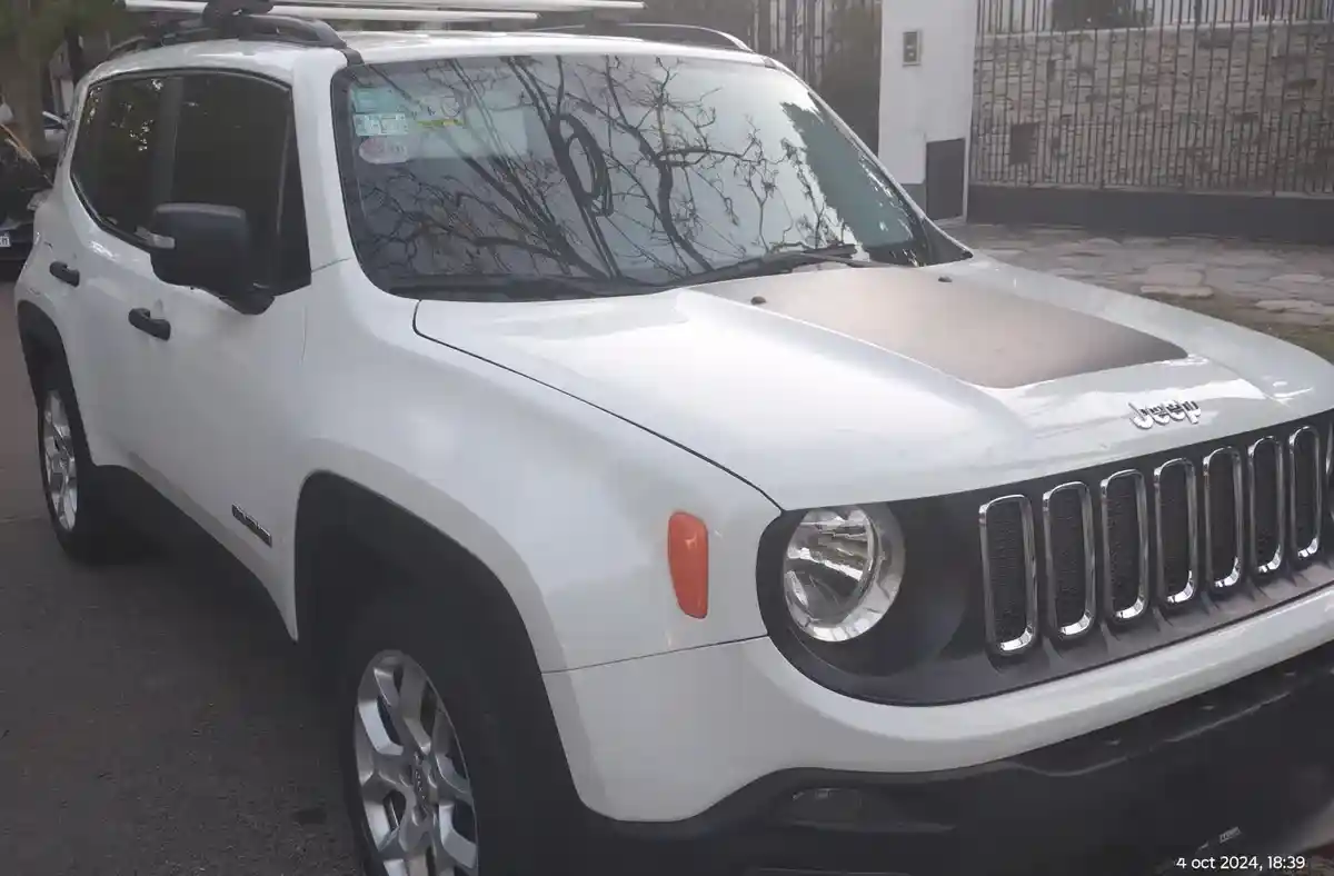 Jeep Renegade 1.8 Sport 2018 - foto 1