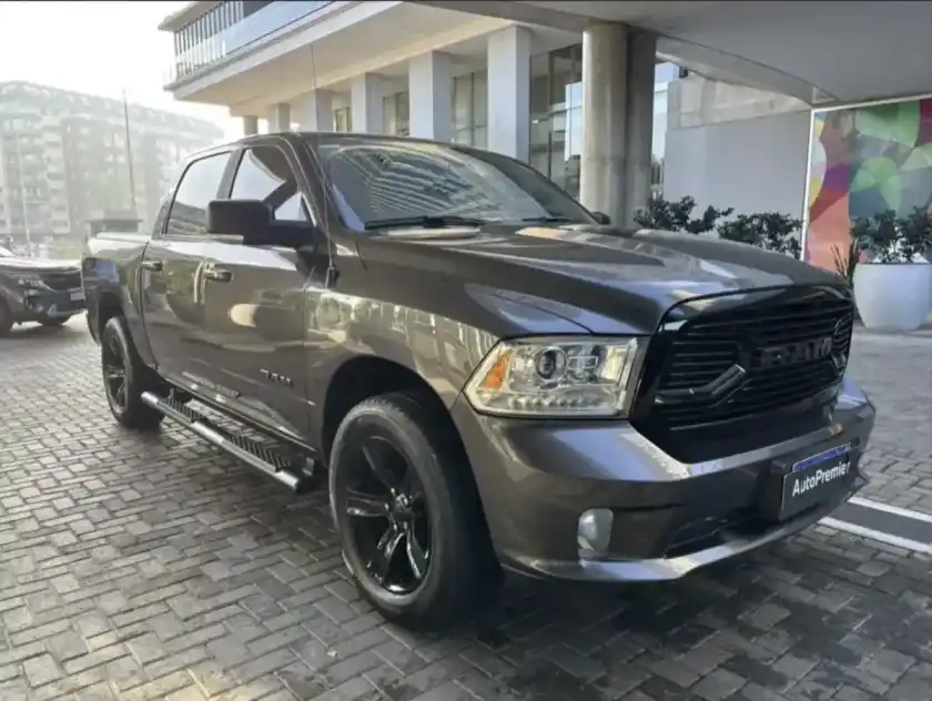 Ram 1500 5.7 Laramie Atx V8 2023 - foto 4