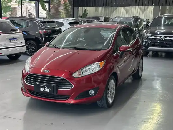 Ford Fiesta Kinetic 1.6 Titanium 120Cv 2013 - foto 1