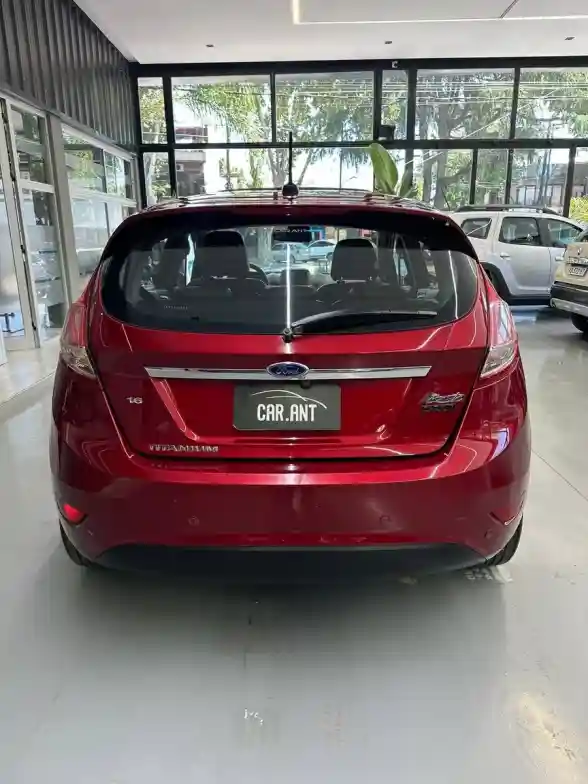 Ford Fiesta Kinetic 1.6 Titanium 120Cv 2013 - foto 3