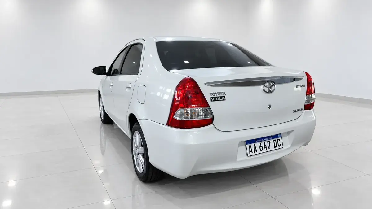 Toyota Etios 1.5 4 Ptas Xls 2016 - foto 4