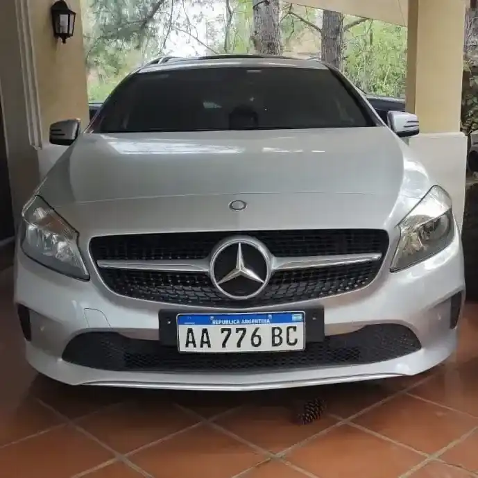 Mercedes-Benz Clase A 1.6 A200 Urban 156Cv 2016 - foto 1