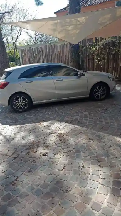 Mercedes-Benz Clase A 1.6 A200 Urban 156Cv 2016 - foto 3