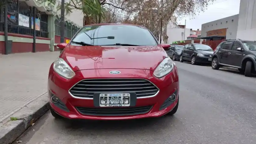 Ford Fiesta Kinetic 1.6 Titanium Powershift 120Cv 2014 - foto 3