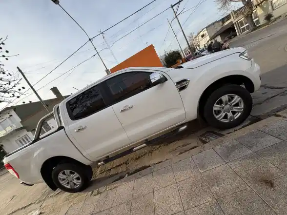 Ford Ranger 3.2 Cd Xlt Tdci 200Cv 4X2 2021 - foto 3