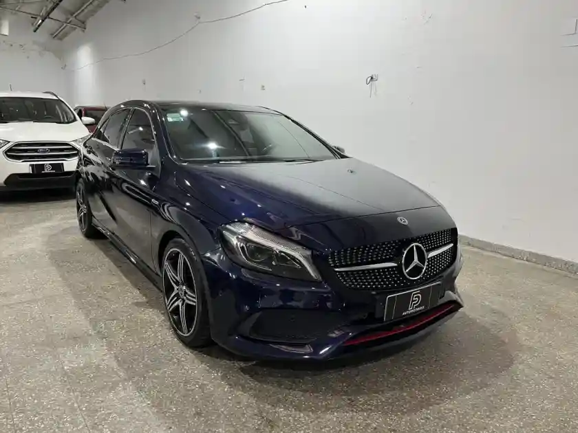Mercedes-Benz Clase A 2.0 A250 Sport 218Cv 2018 - foto 3