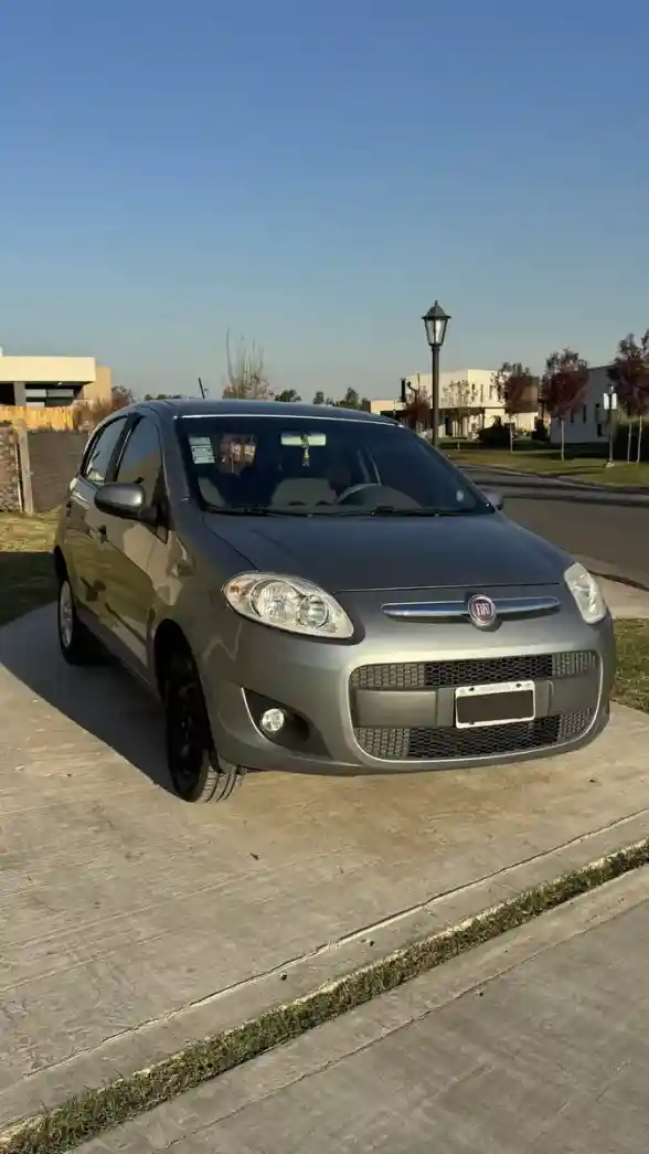 Fiat Palio 1.4 Attractive 85Cv 2015 - foto 5