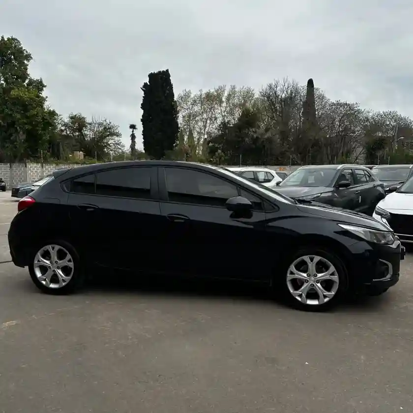 Chevrolet Cruze 5 1.4 Lt At 5P 2022 - foto 5