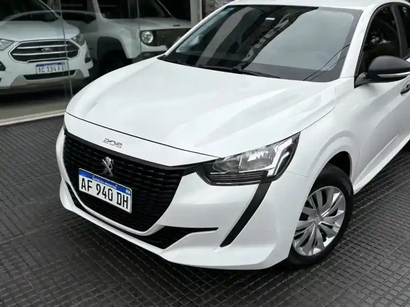 Peugeot 208 1.2 New Like 2023 - foto 2