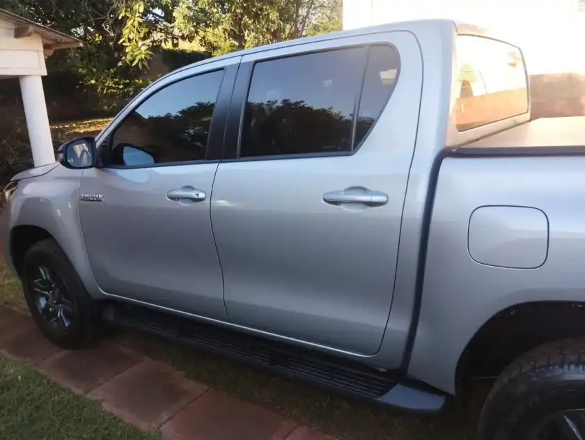 Toyota Hilux Pick-Up 2.4 Cd Sr 150Cv 4X2 At 2026 - foto 5