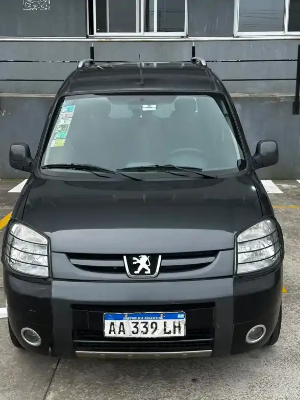Peugeot Partner Patagónica 1.6 Hdi Vtc Plus 2016 - foto 2