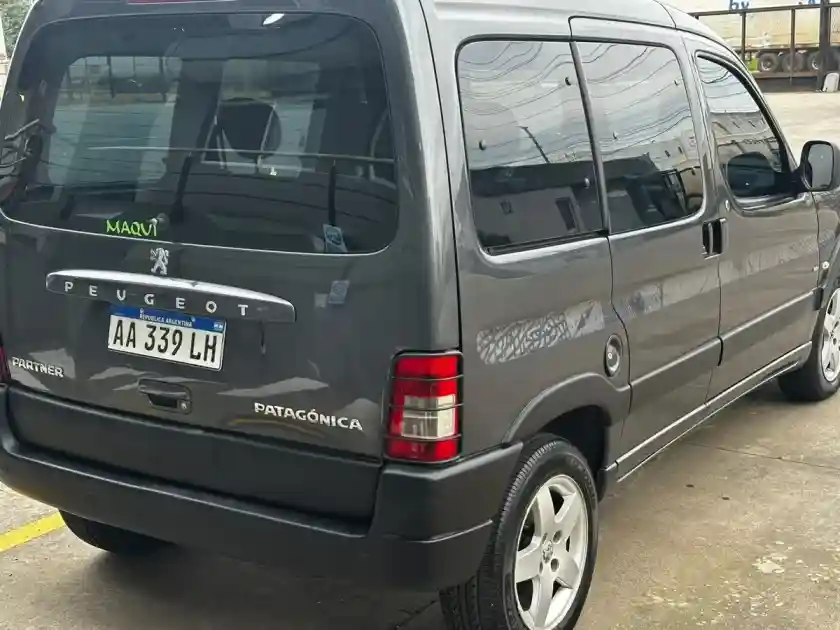 Peugeot Partner Patagónica 1.6 Hdi Vtc Plus 2016 - foto 3