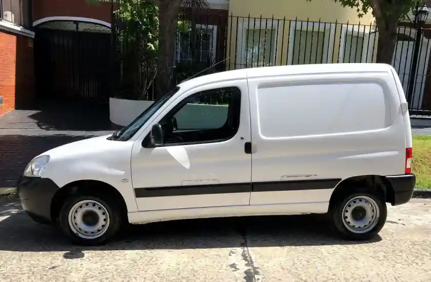Citroën Berlingo Furgon 1.6 Vti 115 Business 2021 - foto 2