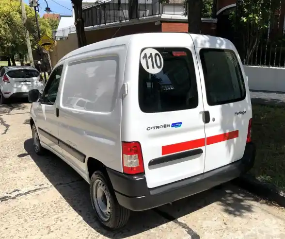 Citroën Berlingo Furgon 1.6 Vti 115 Business 2021 - foto 3