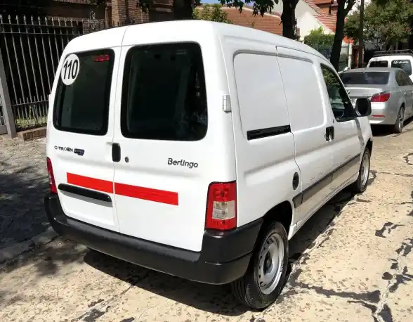 Citroën Berlingo Furgon 1.6 Vti 115 Business 2021 - foto 5