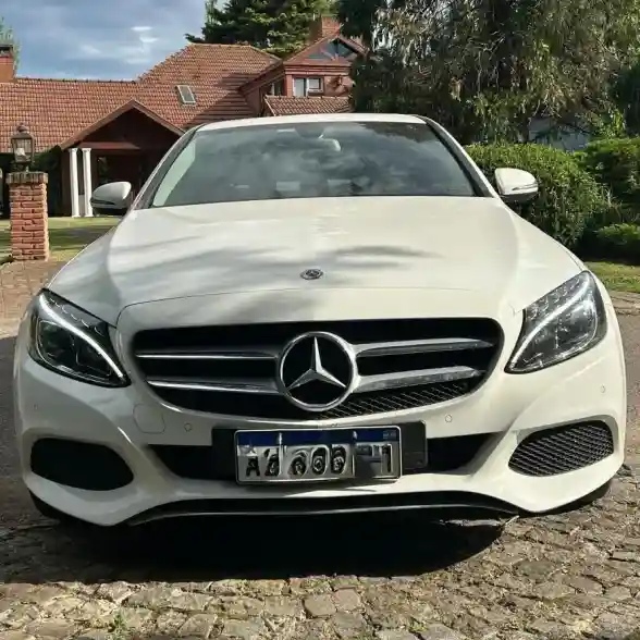 Mercedes-Benz Clase C 2.0 C200 Avantgarde At 184Cv 2018 - foto 1