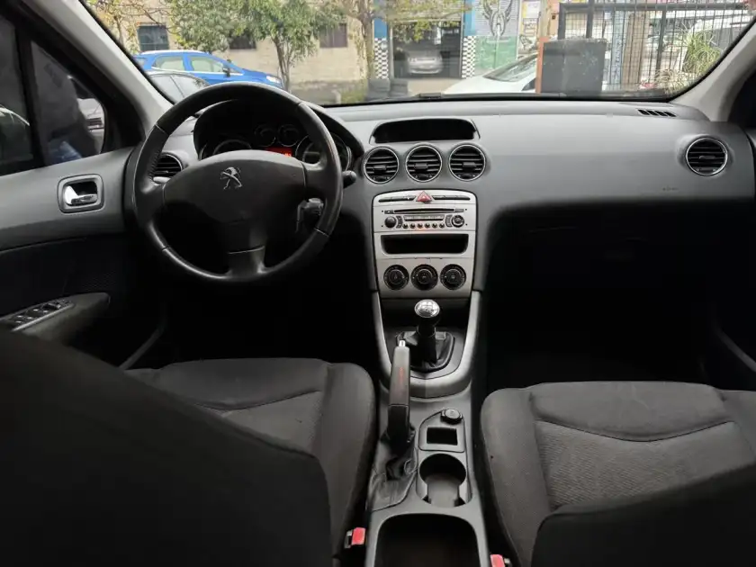 Peugeot 308 1.6 Active 2013 - foto 5