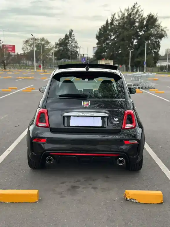 Fiat 500 1.4 Abarth 595 165Cv 2019 - foto 5