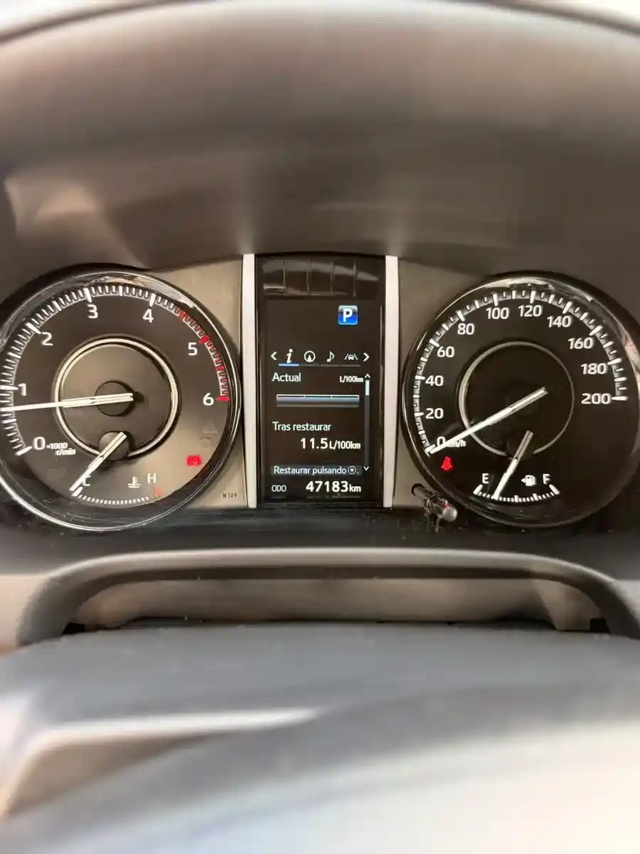 Toyota Hilux Sw4 2.8 Tdi Diamante Ii 4X4 7As 6At 2022 - foto 4