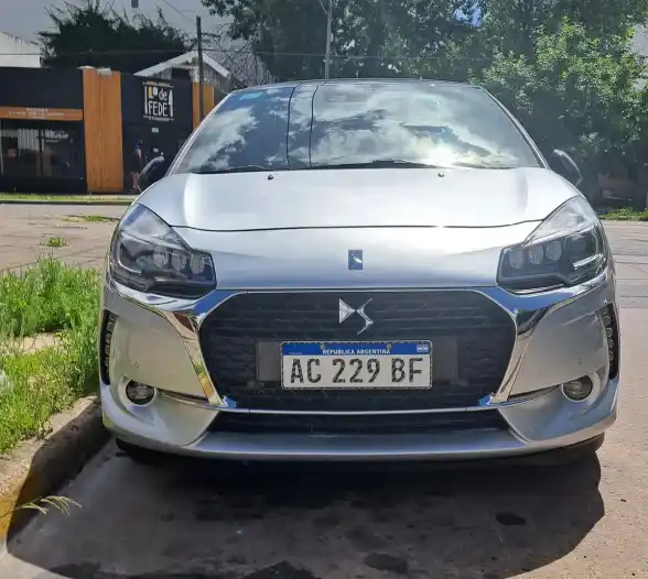 D.s. Ds3 1.6 Thp 165 Sport Chic 2018 - foto 2