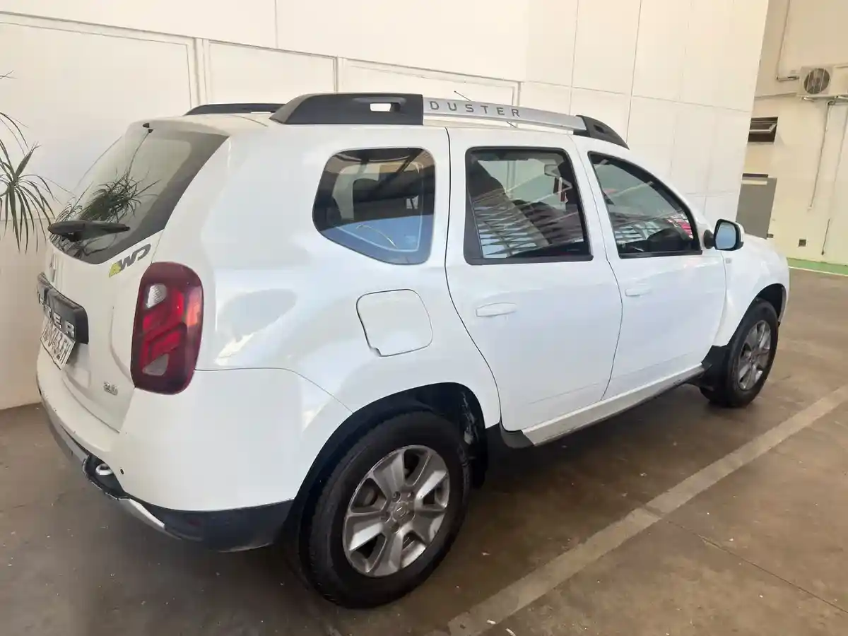 Renault Duster 2.0 Ph2 4X4 Privilege 2017 - foto 4
