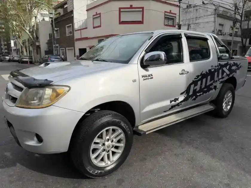 Toyota Hilux 3.0 D/Cab 4X4 Sr 2005 - foto 1