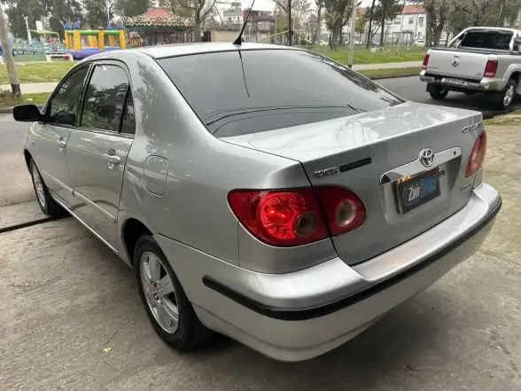 Toyota Corolla 1.8 Se-G At 2008 - foto 2