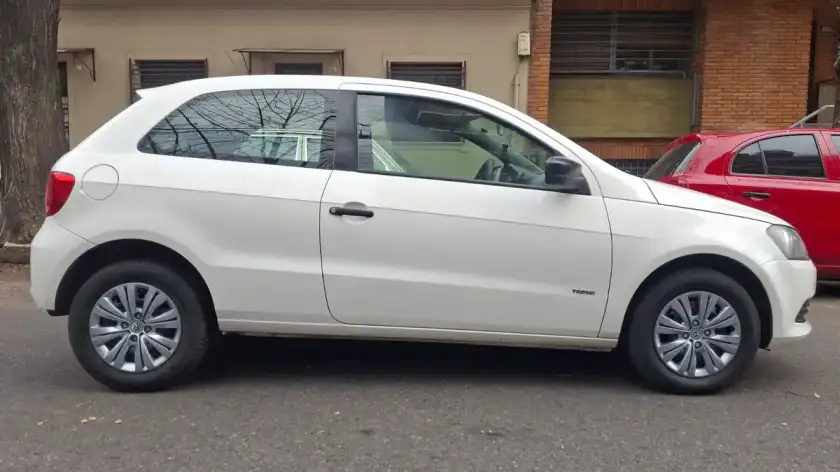 Volkswagen Gol Trend 1.6 Pack I 101Cv 3P 2014 - foto 5
