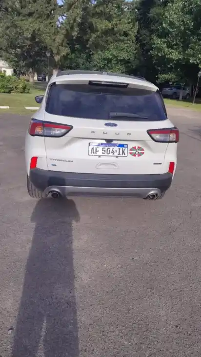 Ford Kuga 2.0 Titanium 2022 - foto 3