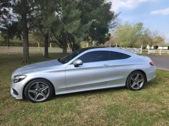 Mercedes-Benz Clase C 300 Coupe 2018 - foto 3