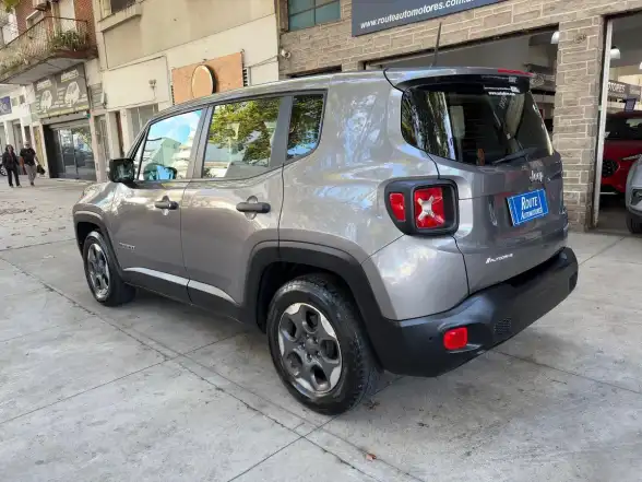 Jeep Renegade 1.8 Sport 2017 - foto 5