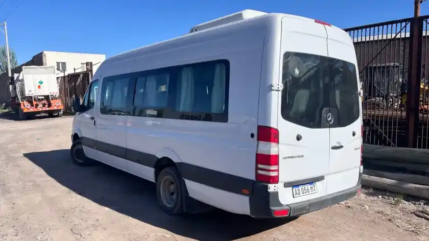 Mercedes-Benz Sprinter 2.1 515 Combi 4325 150Cv 19+1 2018 - foto 2