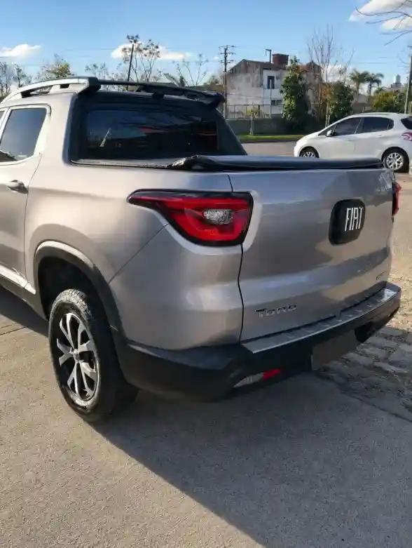 Fiat Toro 1.8 Freedom 4X2 At 2022 - foto 5