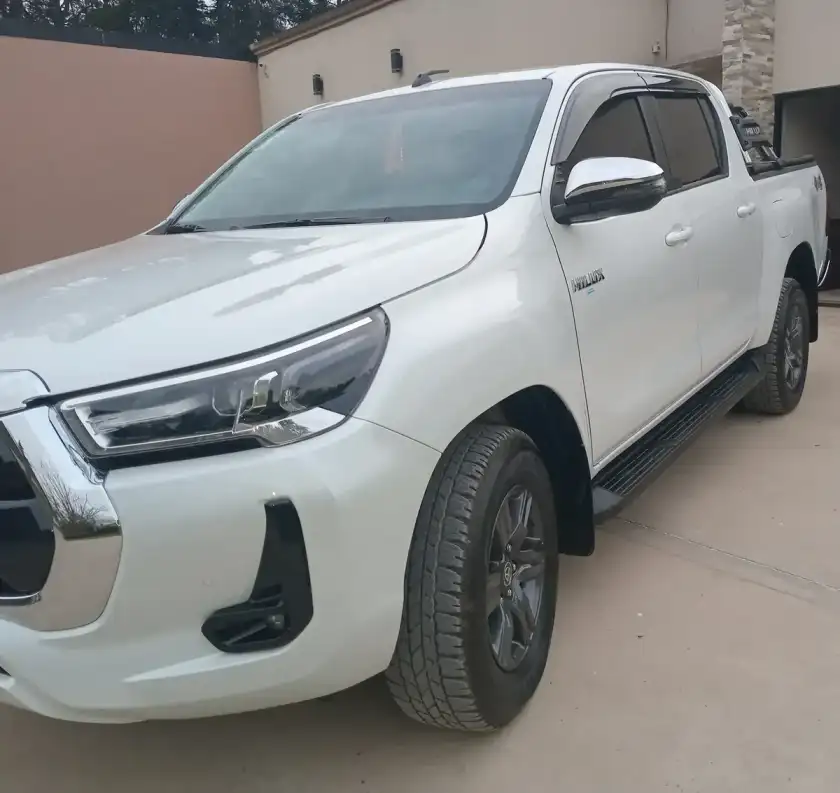 Toyota Hilux Pick-Up Srv 2.8 Tdi 4X4 Automática 2024 - foto 1