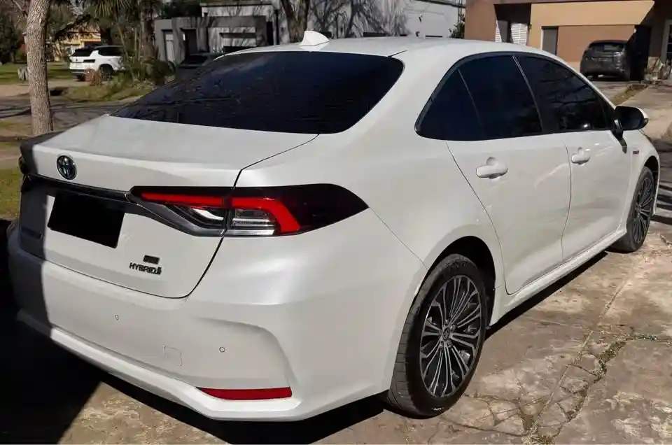 Toyota Corolla 1.8 Hev Seg Ecvt 2022 - foto 4