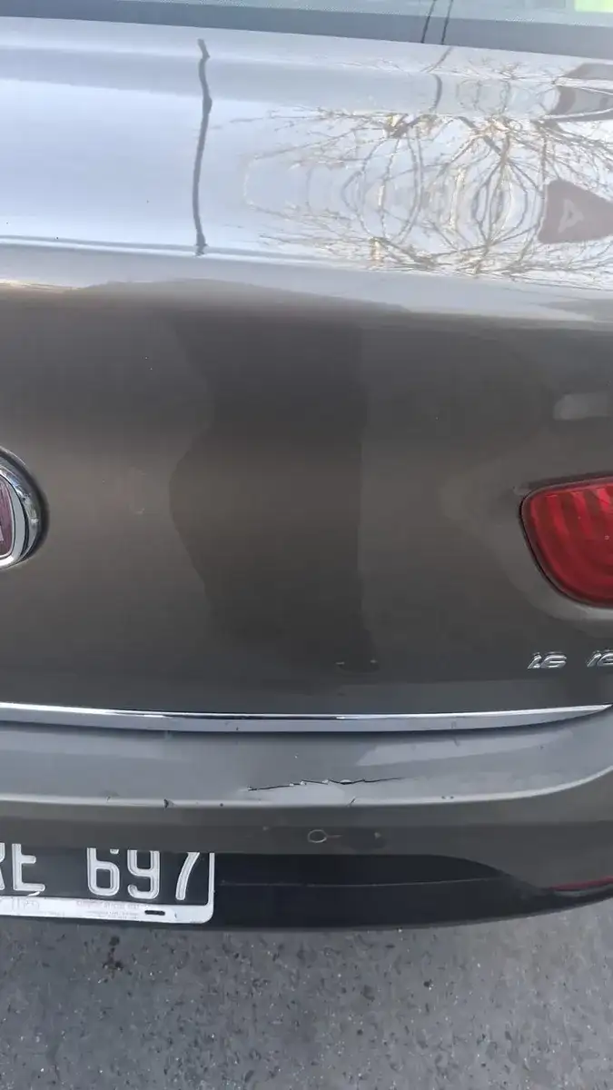 Fiat Grand Siena 1.6 Essence Dualogic 115Cv 2015 - foto 2